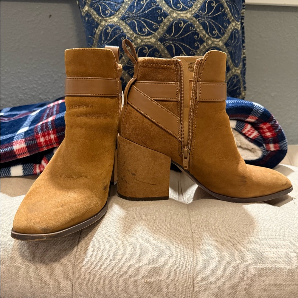 Vionic Brown Ankle Booties